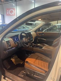 نیسان پاسفایندەر